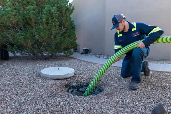 septic tank services Lake Camelot